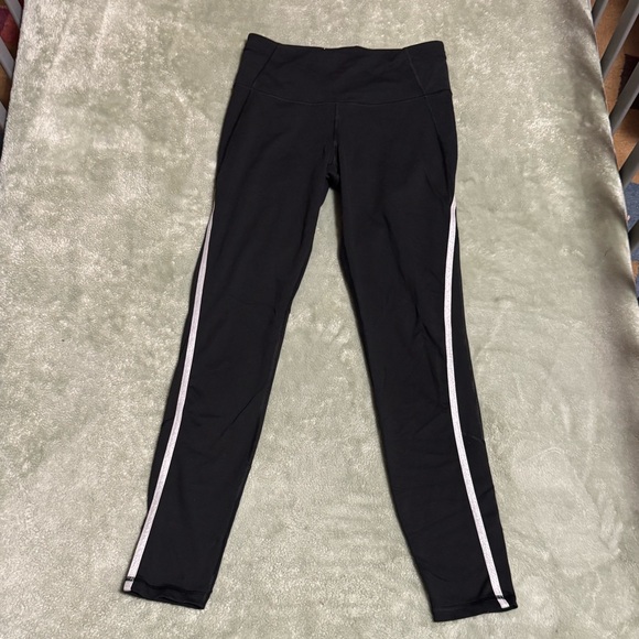 Victoria's Secret Sport Black & Silver Leggings - Picture 1 of 6